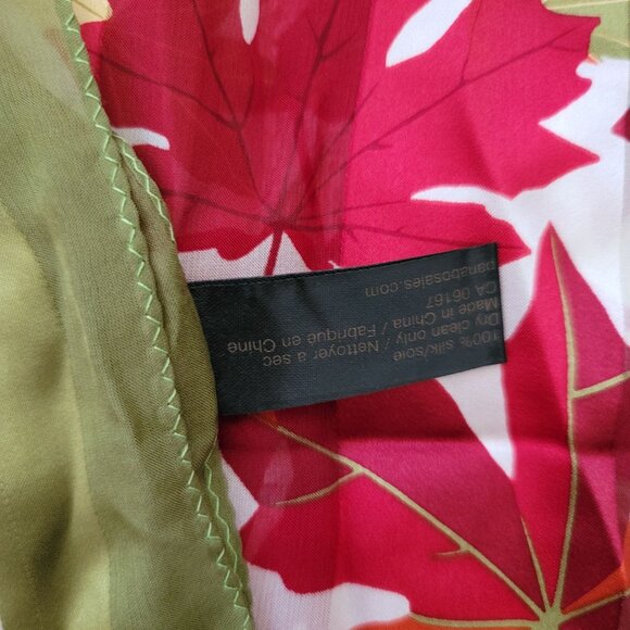 Magenta Designs 100% Silk Scarf Canadian Maple Leaf Print Green Border 59" x 21" - Picture 3 of 6